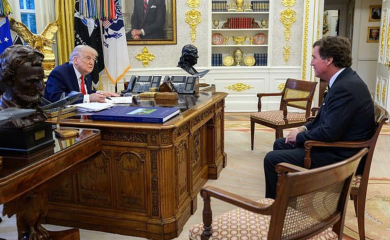 Tramp nazvao Karlsona “čovjekom niskog IQ”