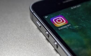 Učenik na Instagramu prijetio đacima da će ih pobiti