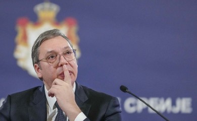 Vučić: Uvođenje policajca u škole je najvažnija mjera