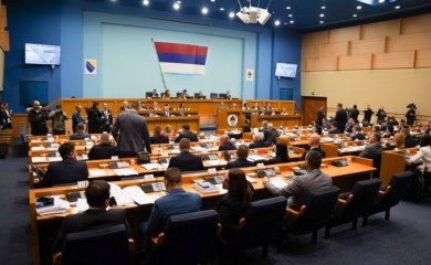 Pokret za državu, Vukanović i Zagorka Grahovac nisu glasali za Rezoluciju o KiM