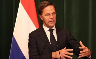 ZBOG MJERA PREMA MIGRANTIMA: Pala holandska vlada premijera Marka Rutea