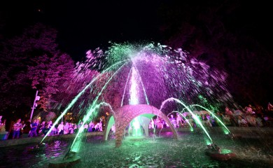 U parku “Mladen Stojanović” puštena u rad replika čuvene fontane