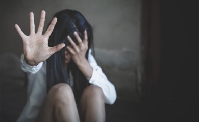 Maloljetnu djevojčicu silovala dva muškarca