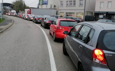 Ogromne gužve na magistralnom putu prema Laktašima