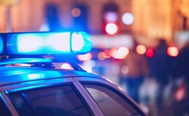 Lopatom i letvom pretukli muškarca s kojim su zajedno pili