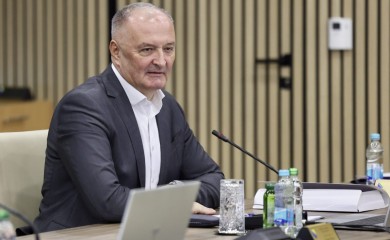Helez udario na Srpsku – Sarajevo opet prijeti, iz Srpske oštre reakcije