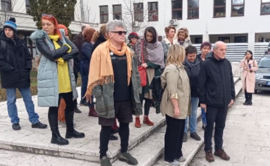 Građani ispred centrale SDP-a, neće Magodu za ministra, SDP: Svi su nevini dok se ne dokaže suprotno