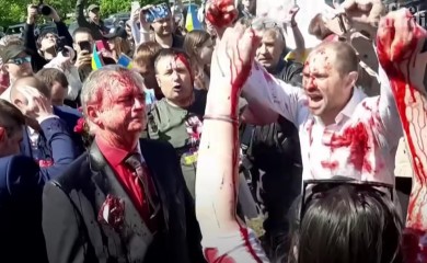 SKANDAL U POLJSKOJ Ambasador Rusije spriječen da položi cvijeće žrtvama fašizma (VIDEO)