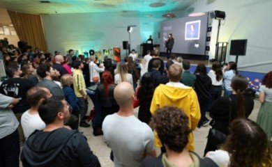 Humanost za javnu kuhinju: Akcija “Umjetnost koja nikome ne treba” prikupila više od 10.000 KM