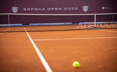 Centralni teren zjapi prazan: Zašto se “Banjaluka open” ne igra na Areni?