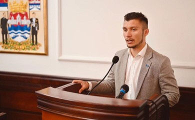 Kresojević: Pet dokaza da SNSD opstruiše izgradnju centralnog spomenika