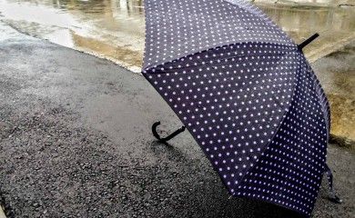 Oblačno sa povremenom kišom i pljuskovima