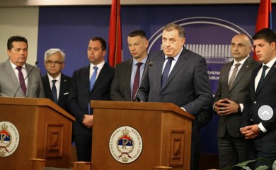 RASPAD ILI NOVI POČETAK Ko je najslabija karika vladajuće koalicije