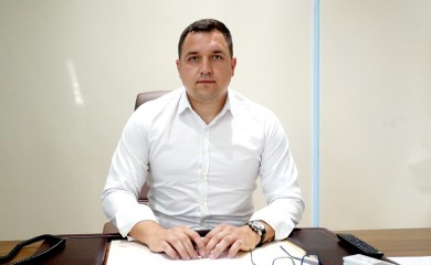 Ministar Miloš Lučić u kućnom pritvoru