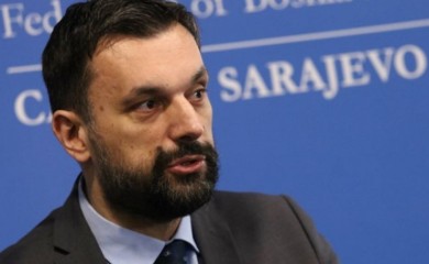 KONAKOVIĆ PODSJETIO: Šta su Komšić i Izetbegović ranije govorili o 9. januaru
