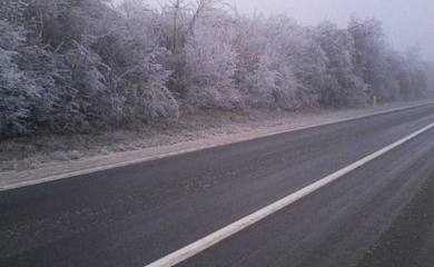 Budite oprezni za volanom: Poledica i jutros na kolovozima