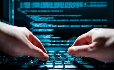 U Banjaluci predavanje učenicima o opasnostima na internetu