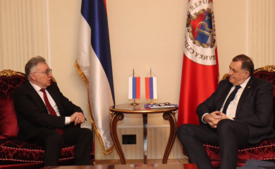 Dodik i Kalabuhov razgovarali o pokušajima otimanja imovine u Srpskoj