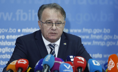 Nikšić u Banjaluci: Treba spustiti tenzije