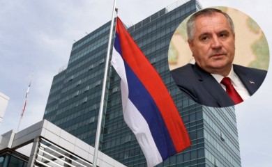 Pojedini nemaju nijednog: Evo koliko savjetnika ima Višković, a koliko ostali ministri