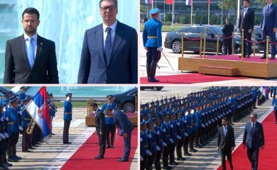 Vučić dočekao Milatovića ispred Palate Srbija