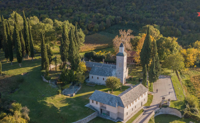 U manastiru Žitomislić otvorena izložba o Jovanu Dučiću