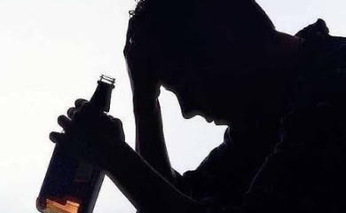 U porastu broj slučajeva alkoholizma i demencije