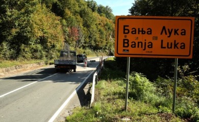 Vozači oprez, klizište prema Manjači mjesecima otežava saobraćaj