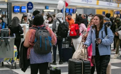 SAD: Avioni ponovo mogu da lete nakon pada sistema