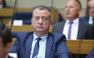 Uhapšen političar: Potukao se sa sinom, pa nasrnuo na policajca
