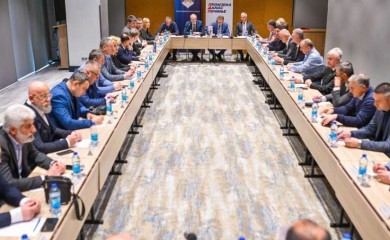 "Jedinstveni u odbrani od POLITIČKOG PUČA" Stanivuković nakon današnjeg sastanka opozicije u Srpskoj