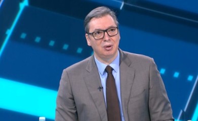 Vučić: Ne mogu da shvate da država ne sluša nikog osim svog naroda