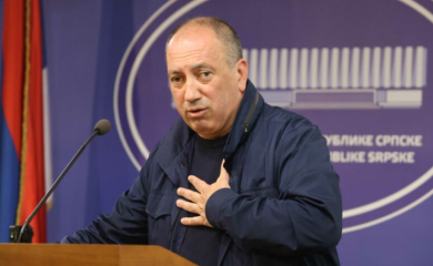 Crnadak podnio ostavku na mjesto člana Odbora za ustavna pitanja NSRS