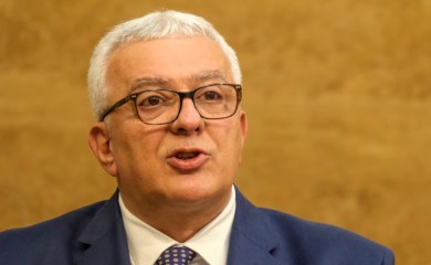 „Ukoliko se pokaže da najveći broj građana Crne Gore govori srpski, pokrenućemo proceduru da se proglasi službenim jezikom“