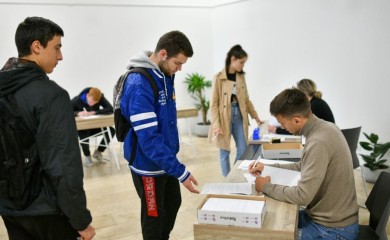 Maturanti od jutros podnose zahtjeve za podršku Grada za besplatne maturske proslave