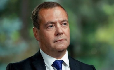 Medvedev ismijao sastanak Zelenskog: Okupila se trojica nesrećnika