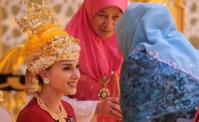 Princ od Bruneja objavio fotografije s desetodnevnog vjenčanja