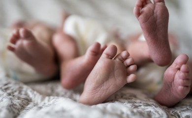 Priča o trojkama koje su razdvojili po rođenju: Bili su dio eksperimenta, slučajno se pronašli