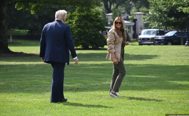 Melanija u starkama: Modna poruka iz Teksasa koja je probudila nostalgiju