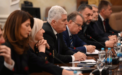 Kome najviše odgovara velika politička kriza u BiH?