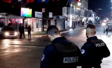 SRBIN PRETUČEN NA KOSOVU: Trojica Albanaca mu blokirala put, a potom ga napala