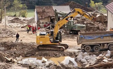 Spasioci RUCZ i dalje u Jablanici: Problem zakrčena deponija otpada