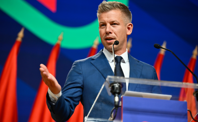 Peter Mađar najavio obustavu emitovanja vesti na državnim medijima