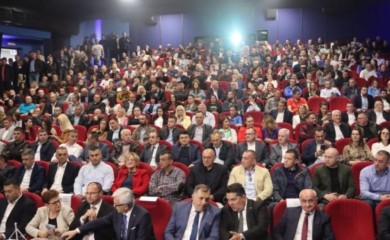 Čubrilović jednoglasno reizabran za predsjednika DEMOS-a
