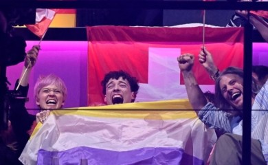 Znate li šta označava zastava kojom je mahao pobjednik Eurosonga