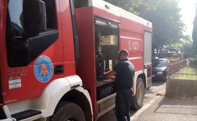 Trebinjski vatrogasci u posljednjem trenutku spasili stan (FOTO)