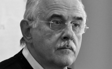 Preminuo Kornelije Kovač