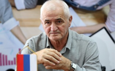 BANJA LUKA: Penzioner predstavlja 10 hiljada radnika u energetici Srpske