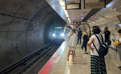 Nakon eksplozije pucnjava u metrou u Istanbulu, ubijena jedna osoba