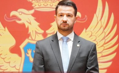 Tajna služba provjerava sprema li se atentat na Milatovića